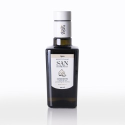 Condimento all’Aglio a base di Olio Extra Vergine di Oliva Biologico 250 ml Condimento all’Aglio a base di Olio Extra Vergine di Oliva Biologico 250 ml